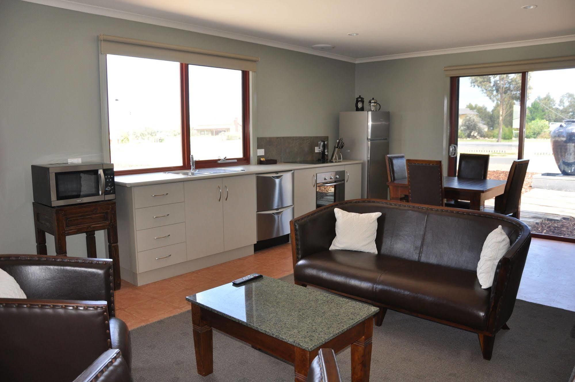 Bairnsdale Motel Bagian luar foto